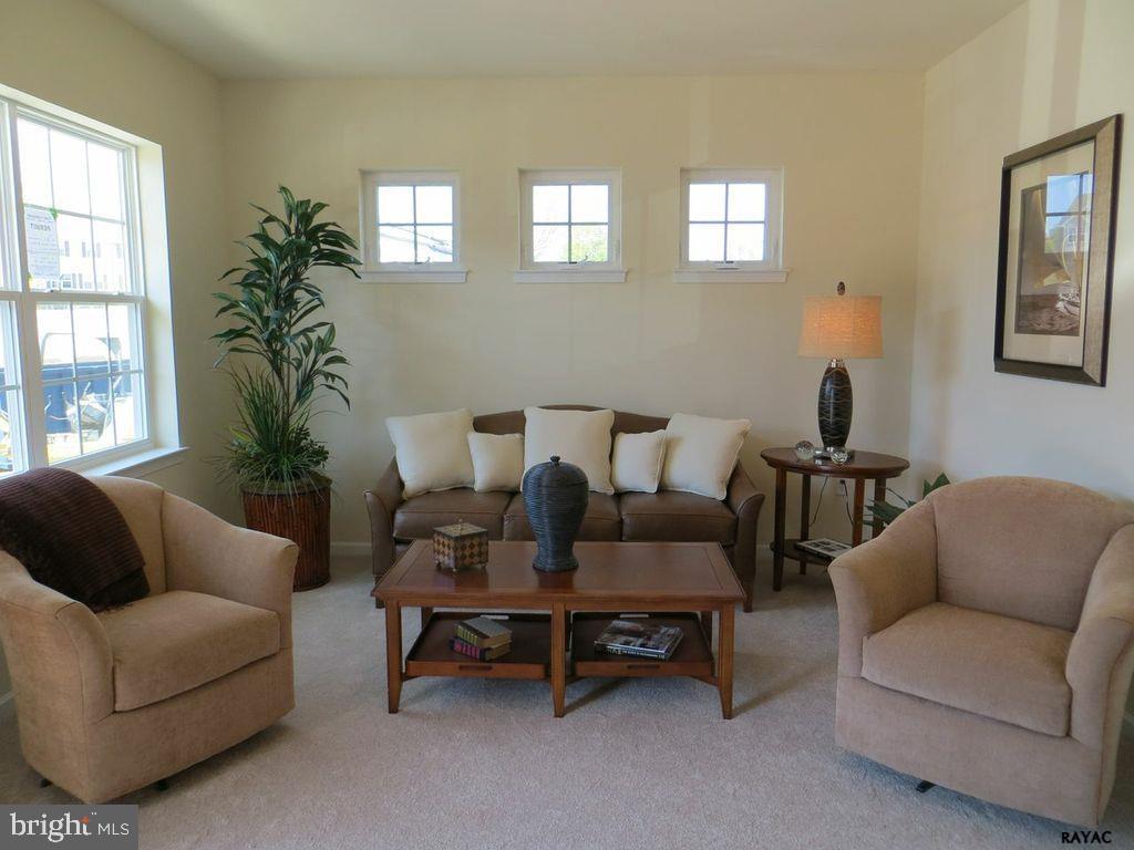 IVY GREENS - Residential