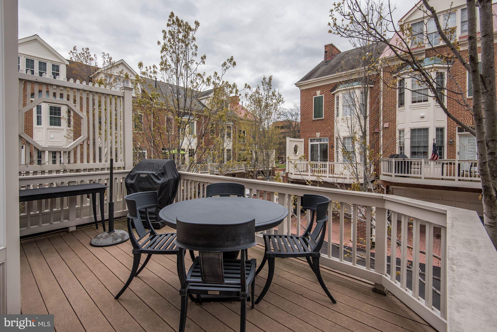 HEARTHSTONE - Residential