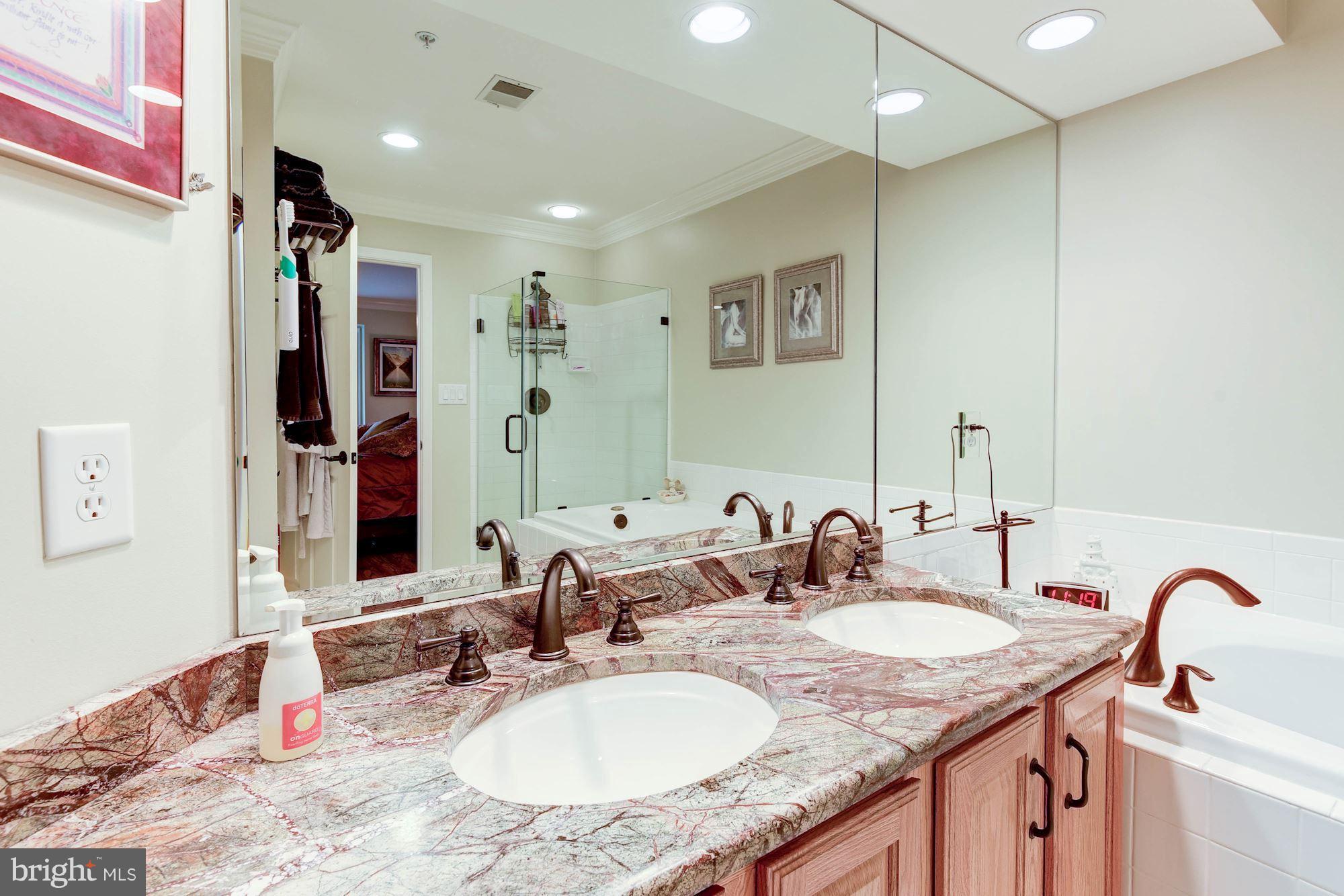 HEARTHSTONE - Residential