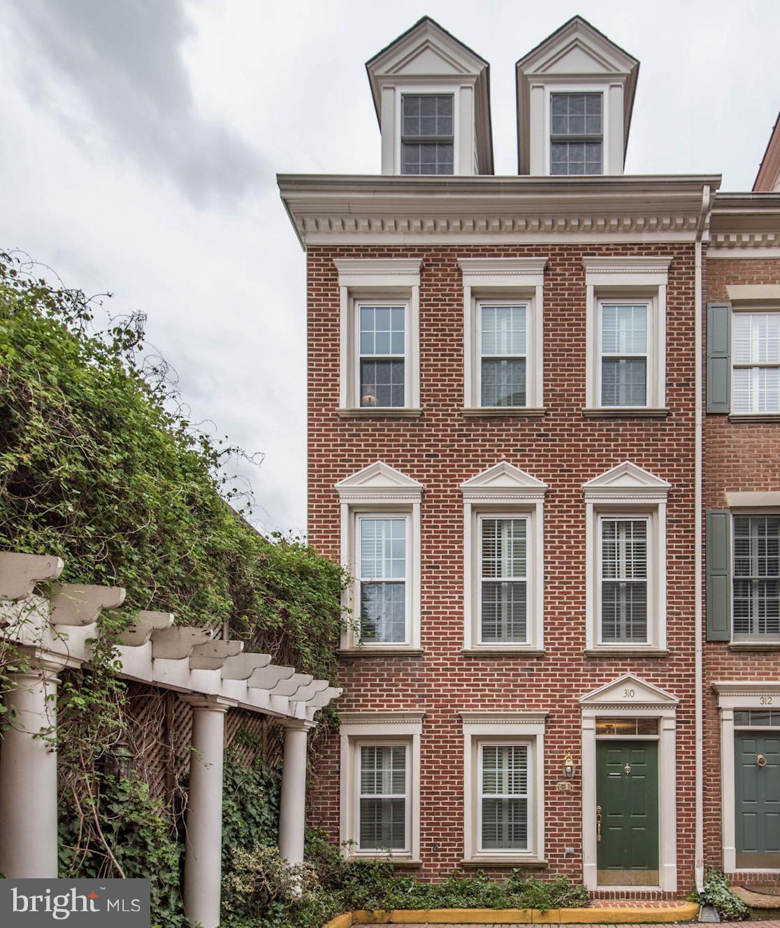 HEARTHSTONE - Residential