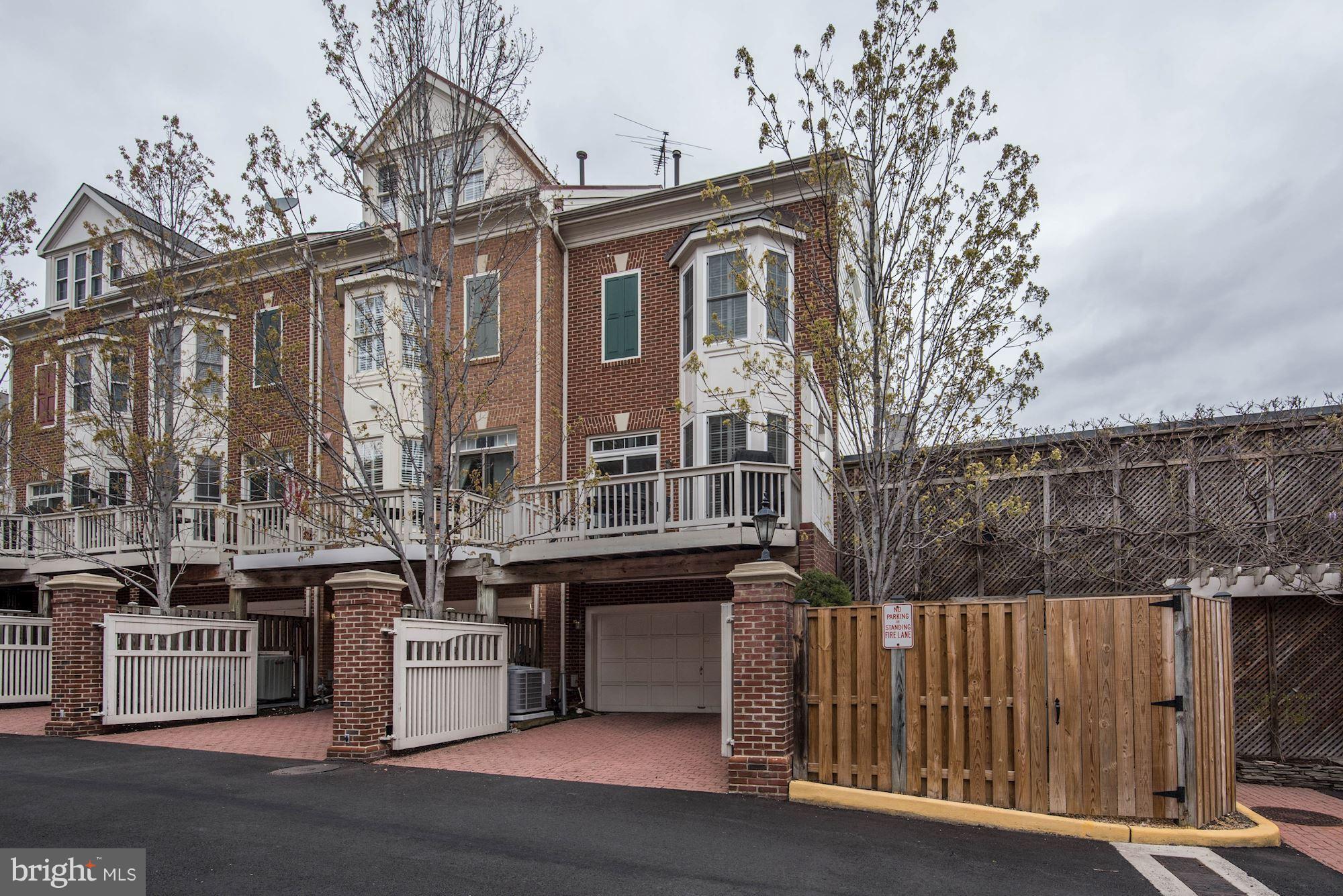 HEARTHSTONE - Residential