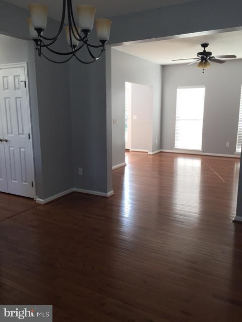 LAKELAND PLACE - Residential