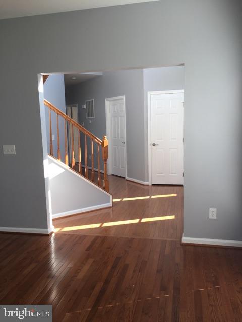 LAKELAND PLACE - Residential