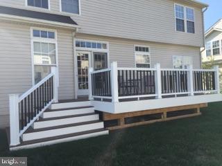 LAKELAND PLACE - Residential