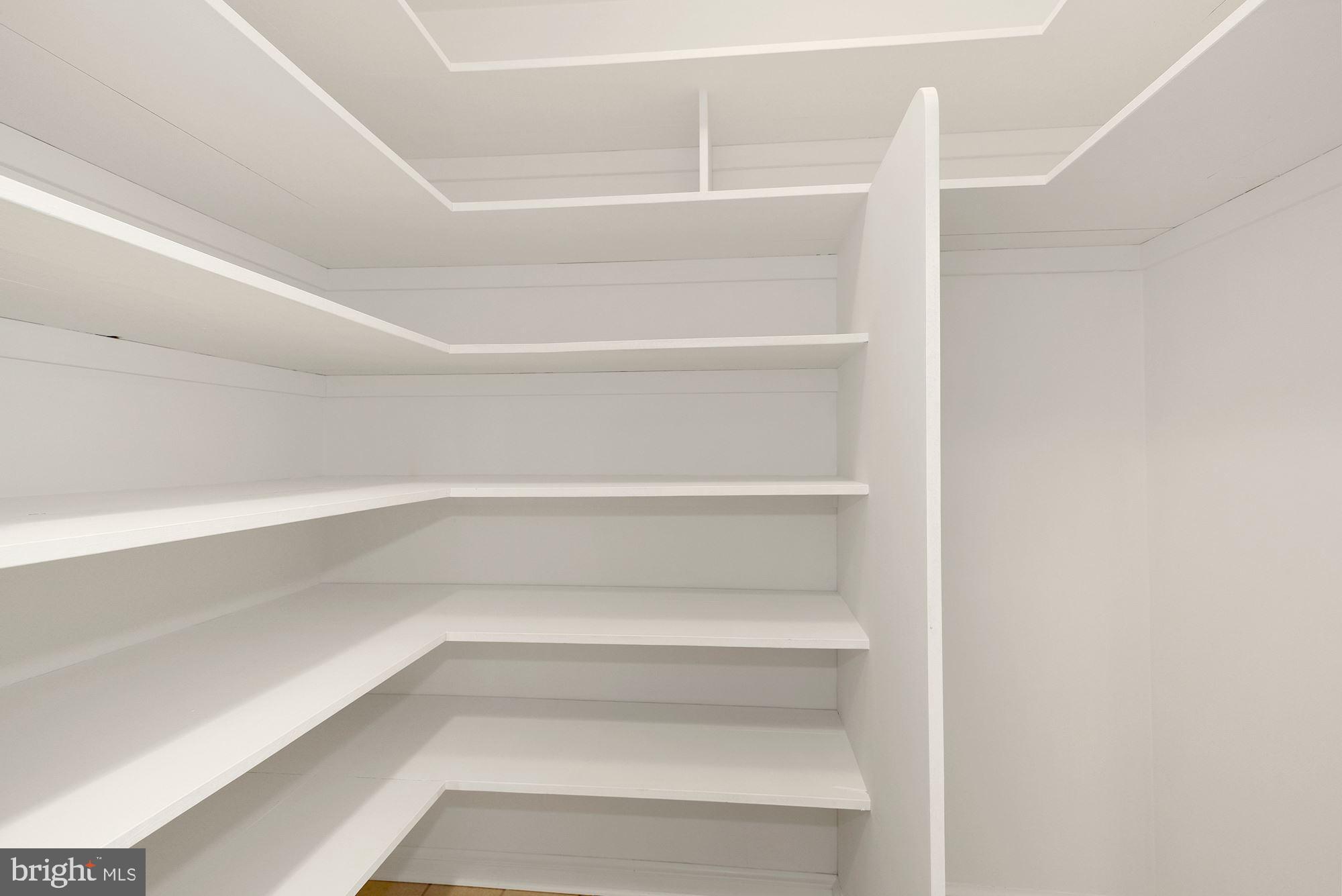 EVERMAY - Residential