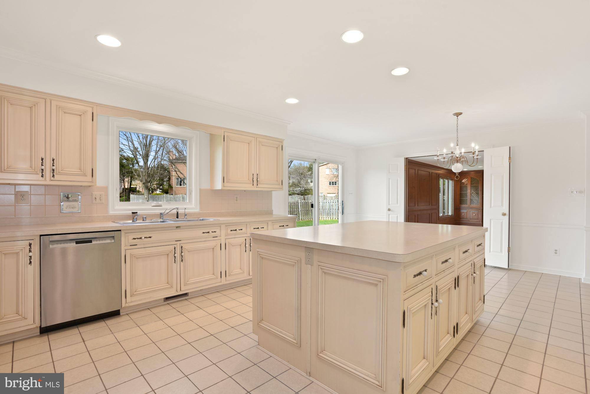 EVERMAY - Residential