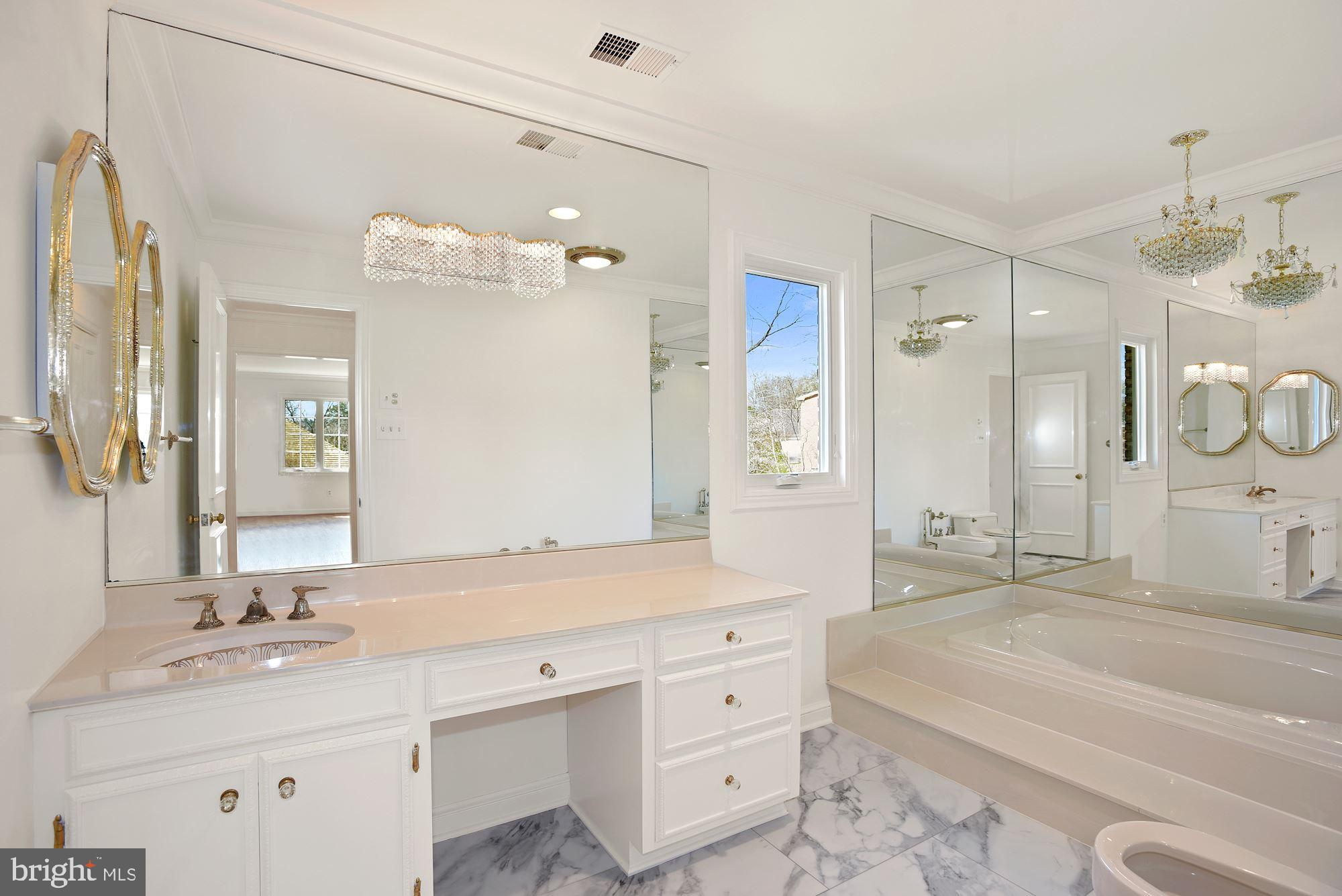 EVERMAY - Residential