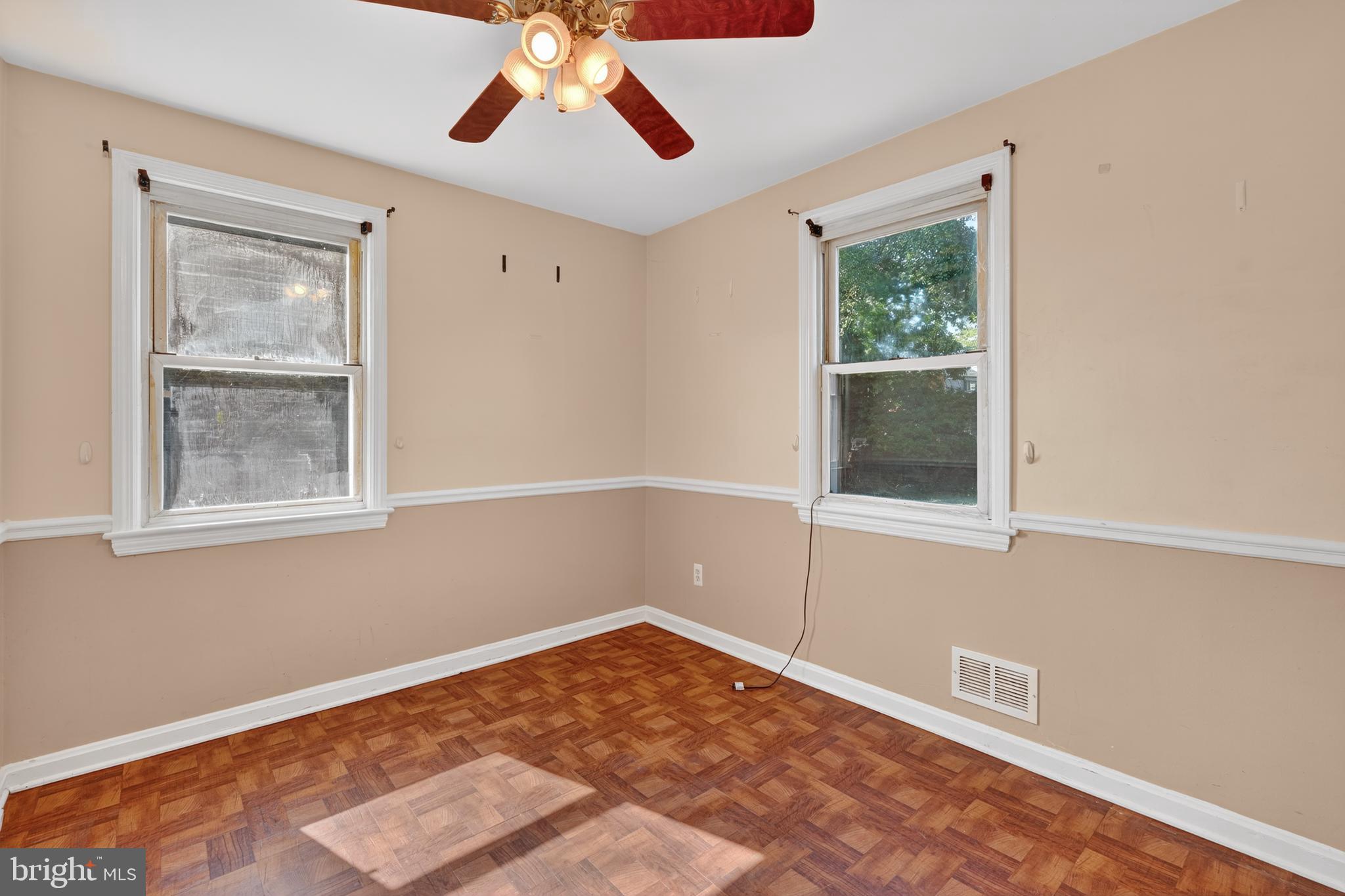 2406 KENTON PLACE