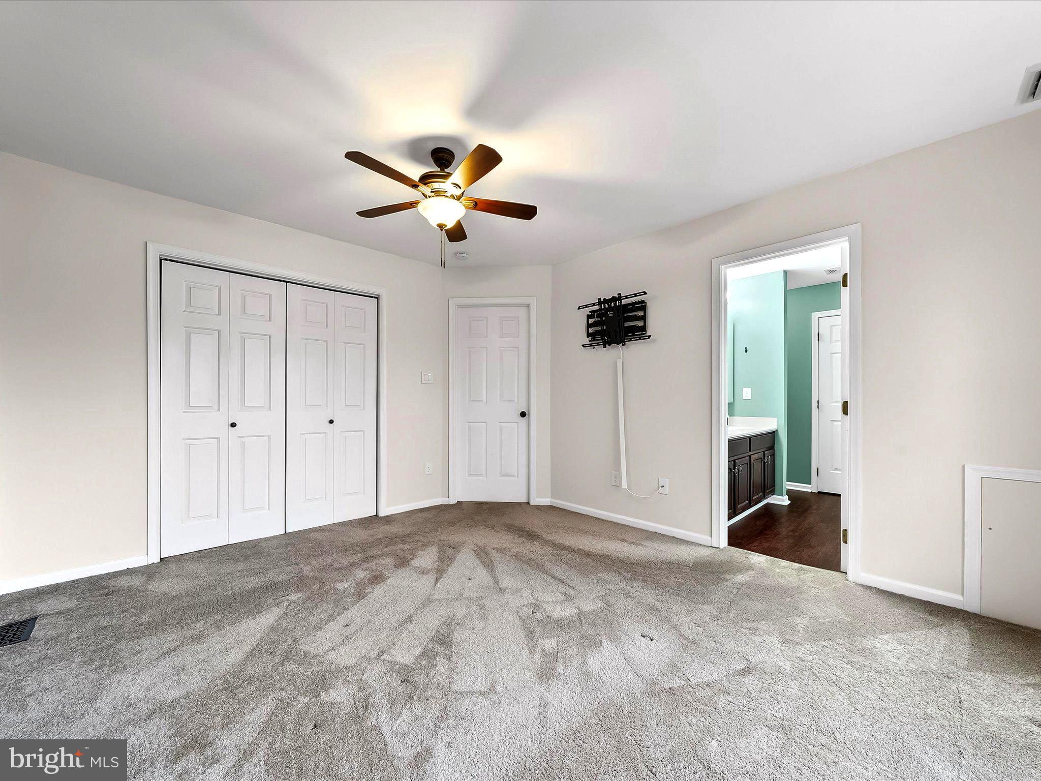 WILLOWBROOK - Residential