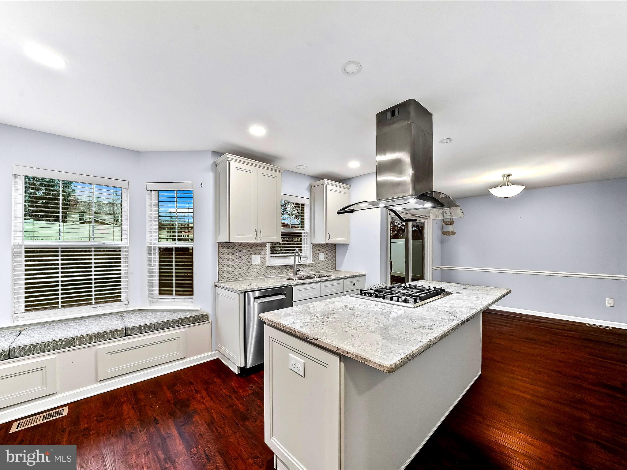 WILLOWBROOK - Residential