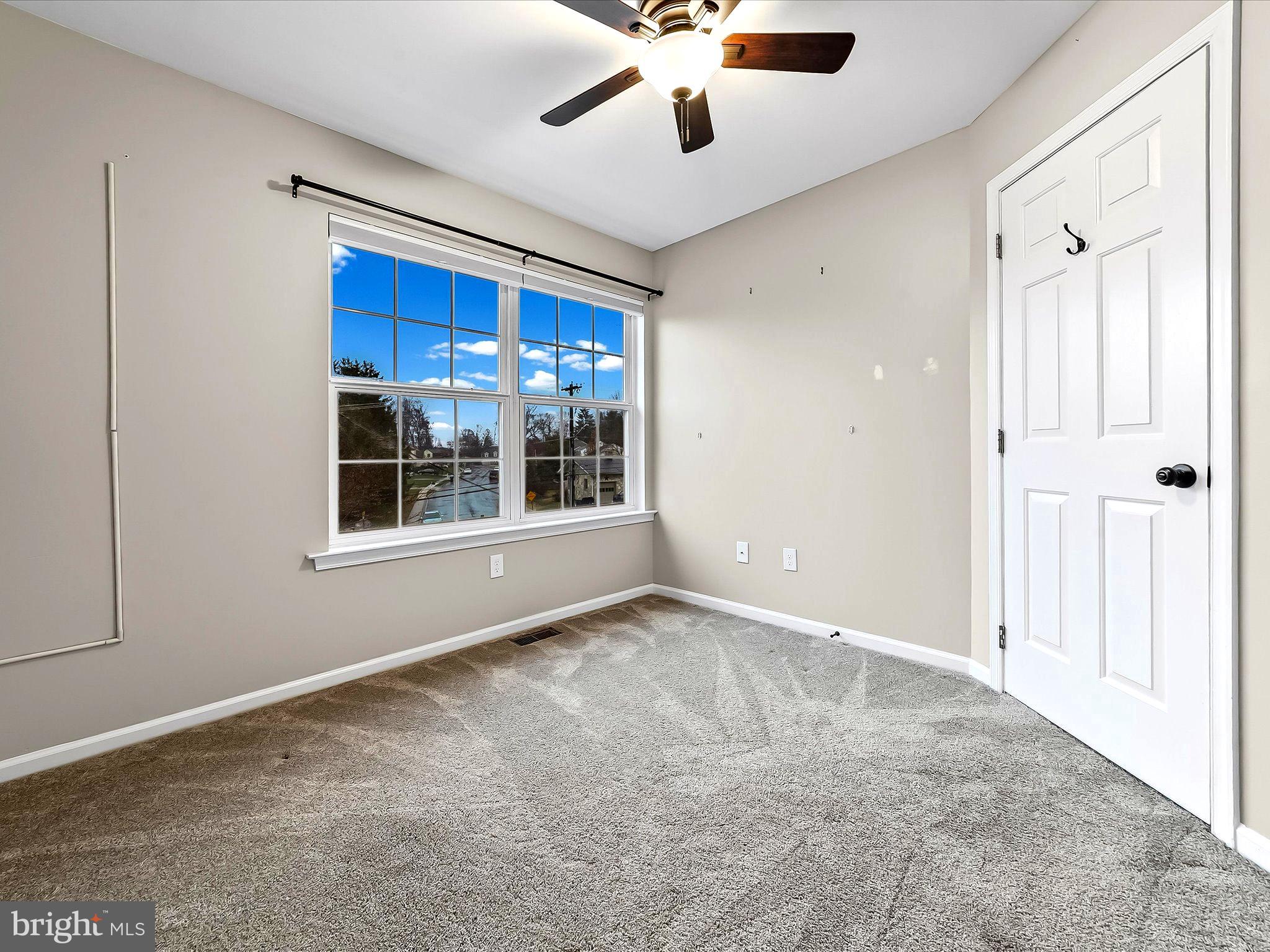 WILLOWBROOK - Residential