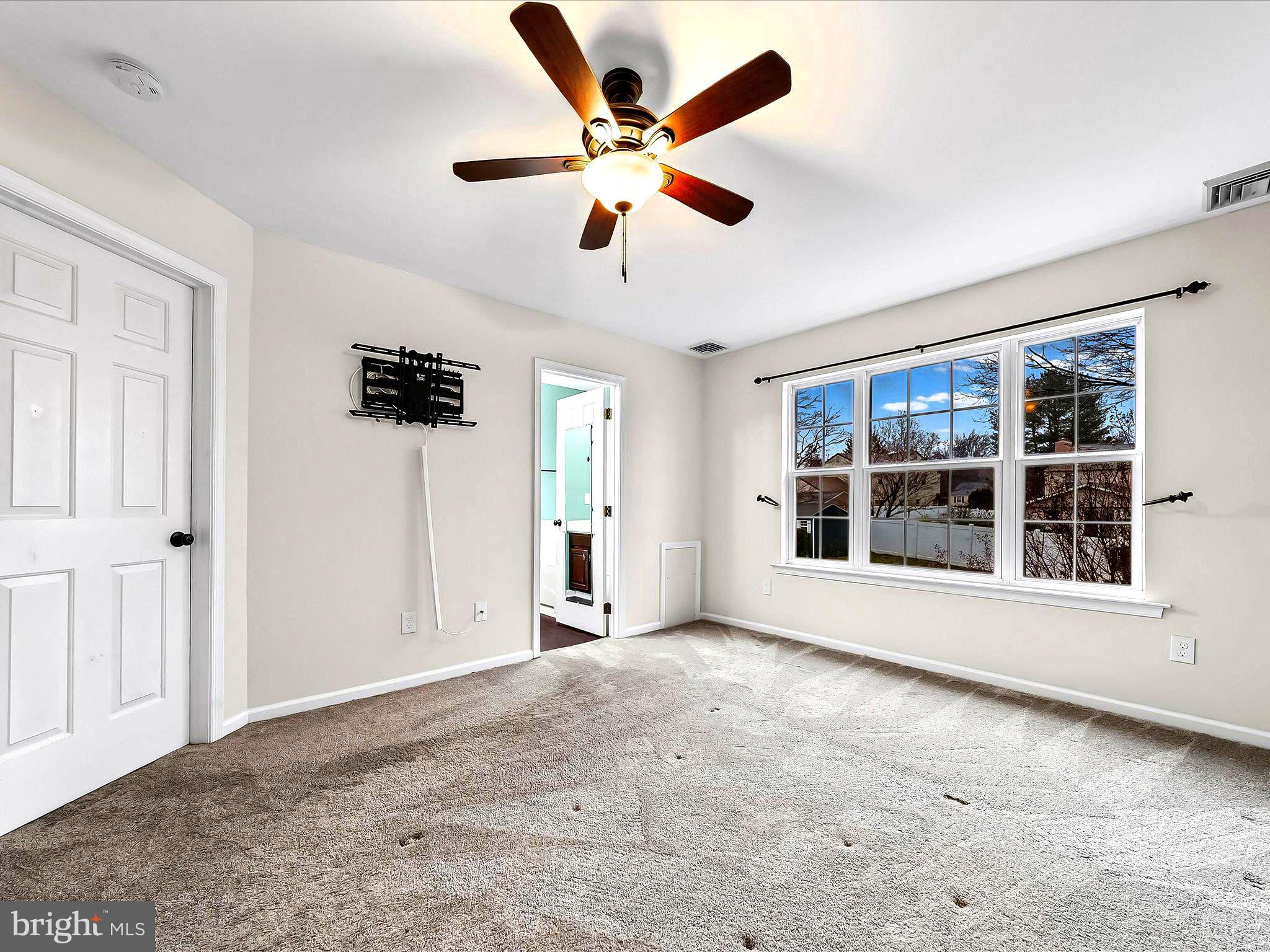 WILLOWBROOK - Residential