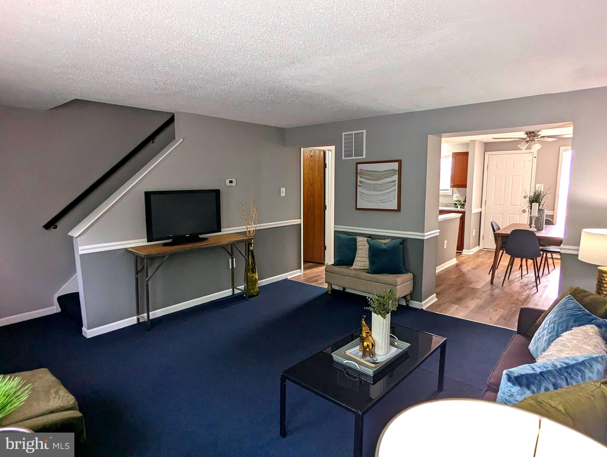 SANDTOWN-WINCHESTER - Residential