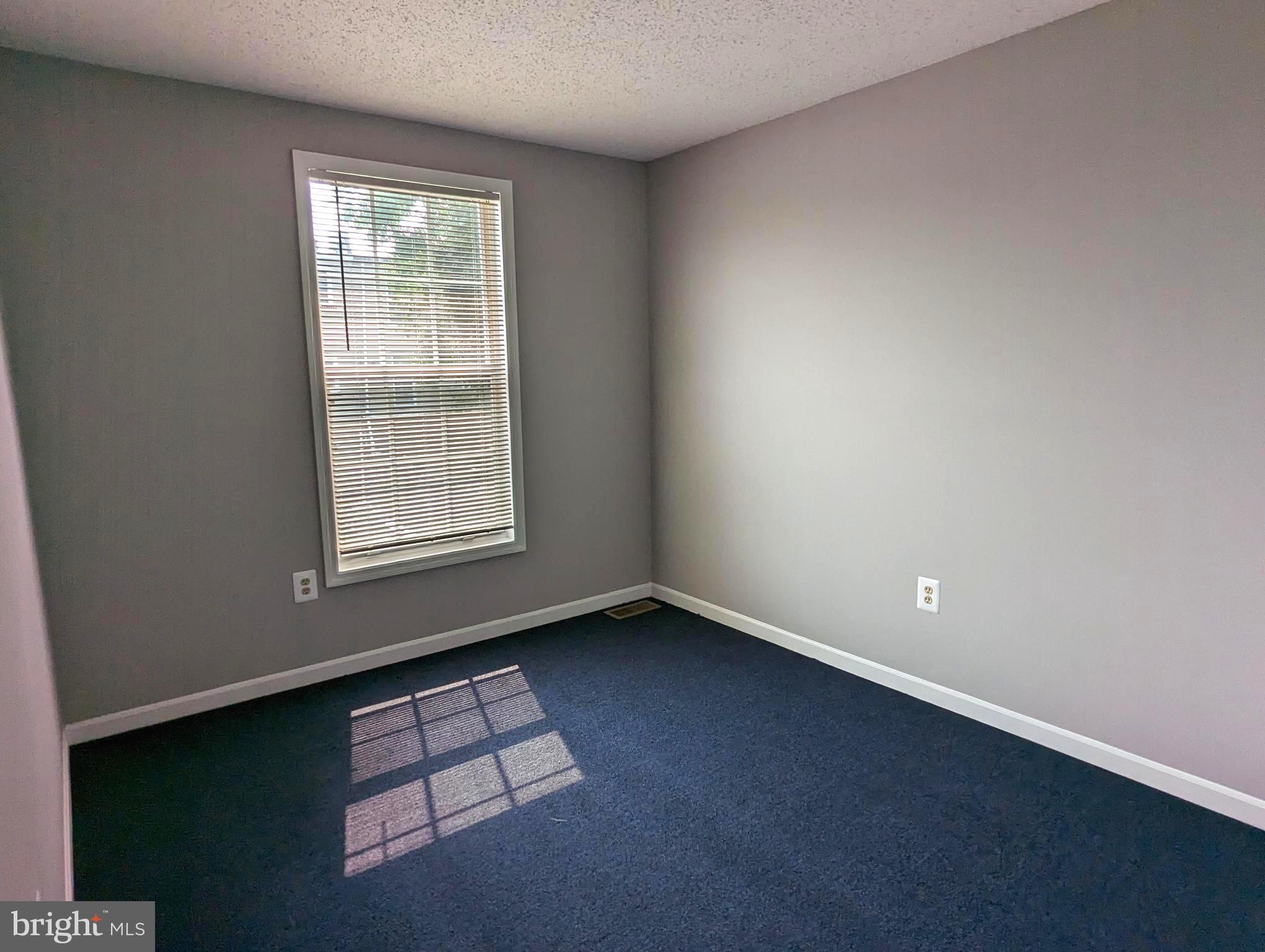 SANDTOWN-WINCHESTER - Residential