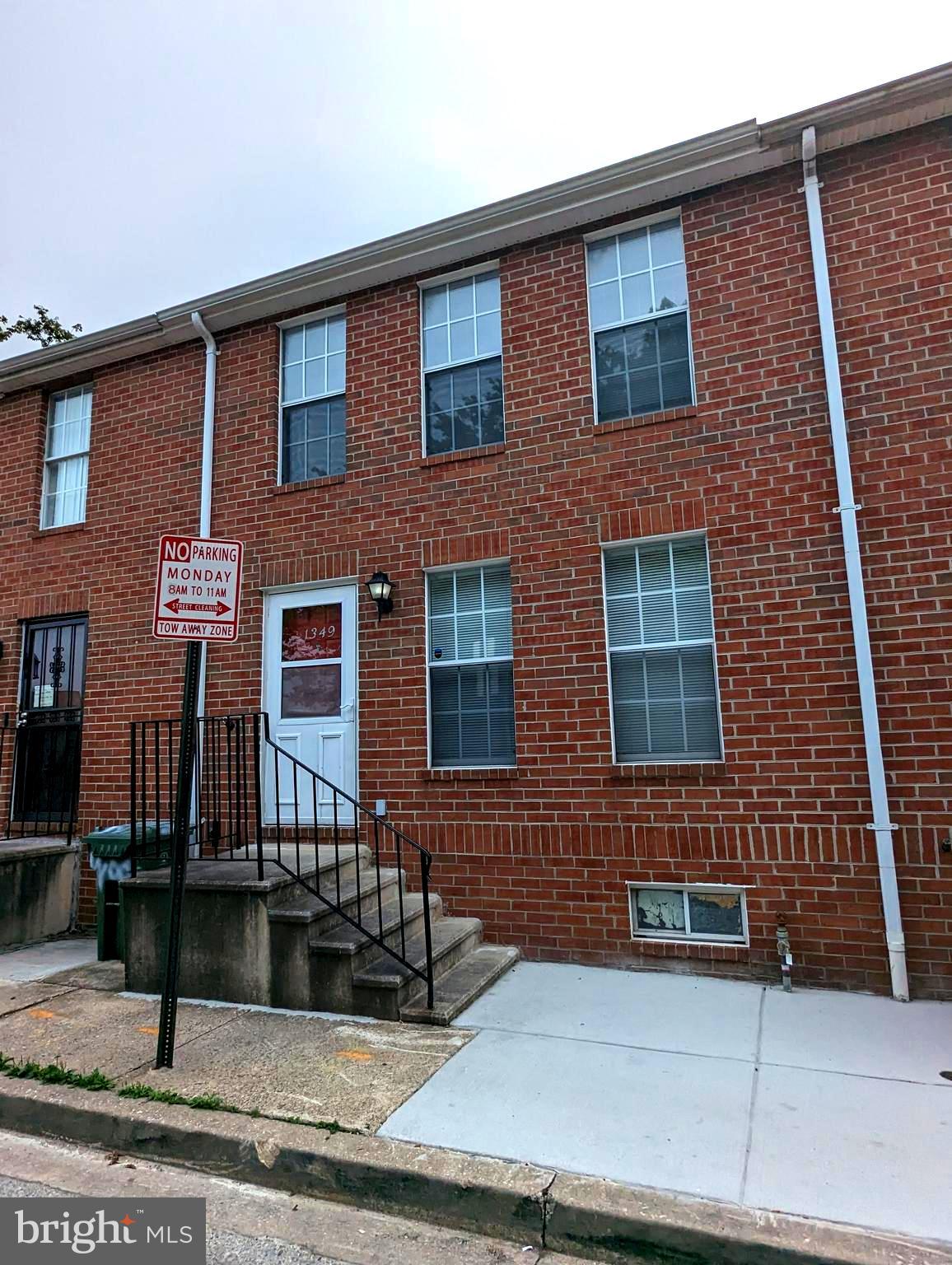 SANDTOWN-WINCHESTER - Residential