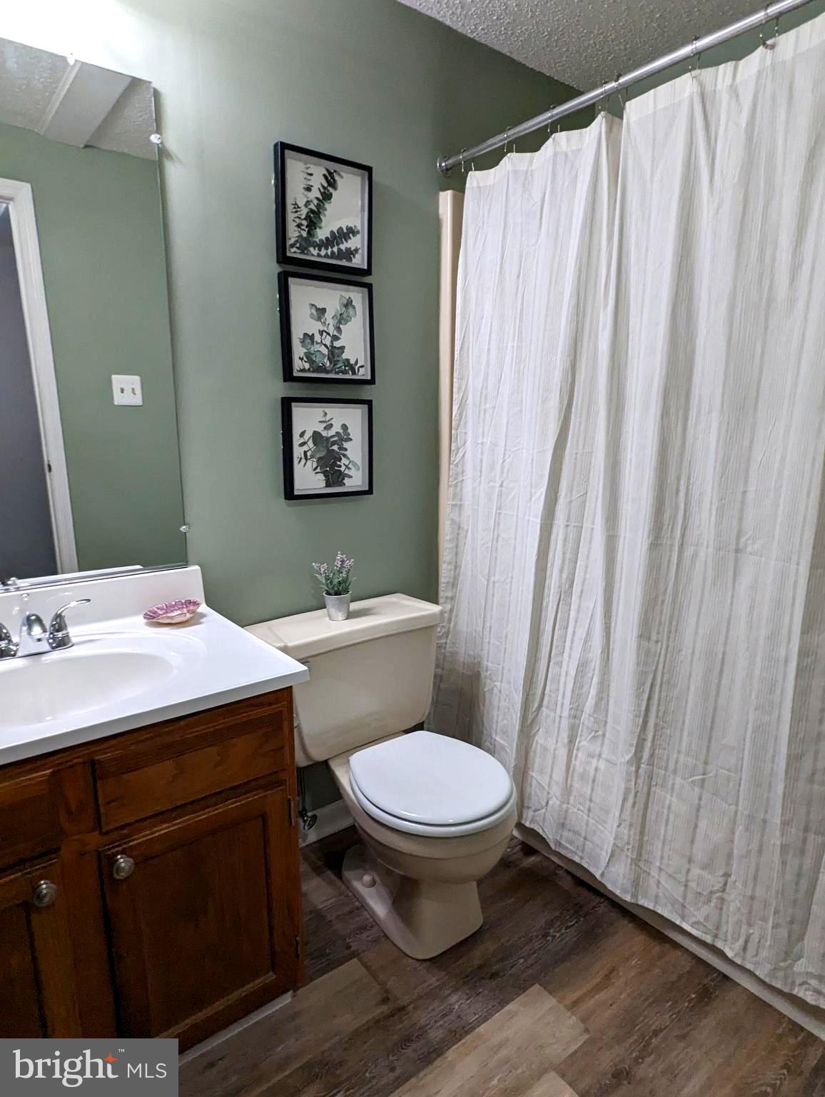 SANDTOWN-WINCHESTER - Residential