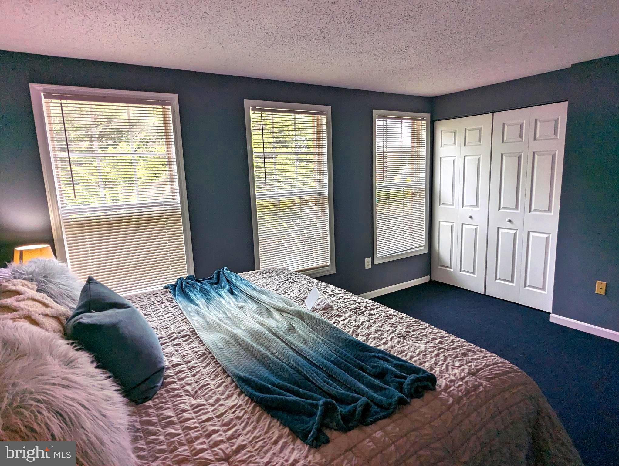 SANDTOWN-WINCHESTER - Residential