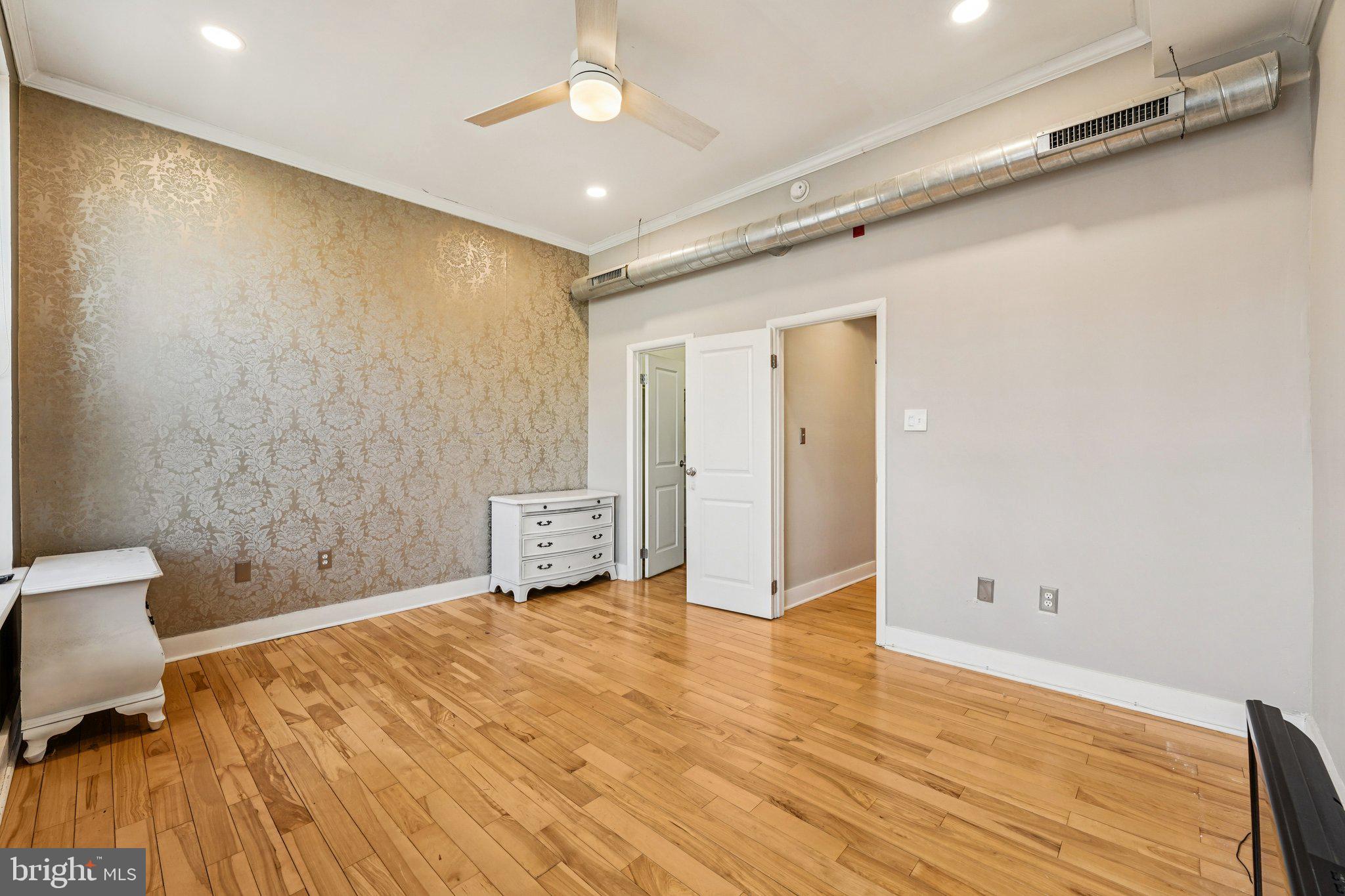 GRADUATE HOSPITAL - Residential