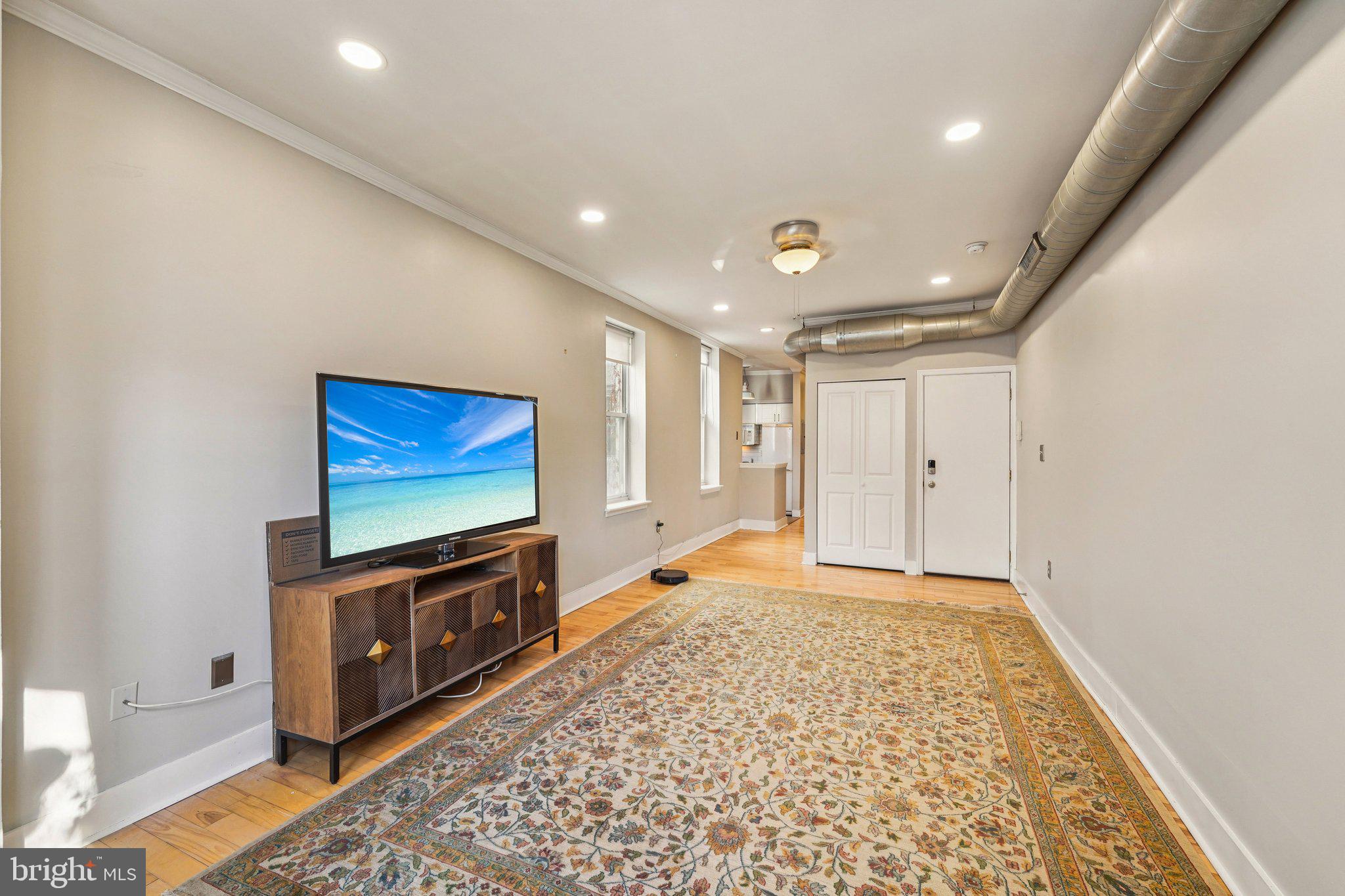 GRADUATE HOSPITAL - Residential