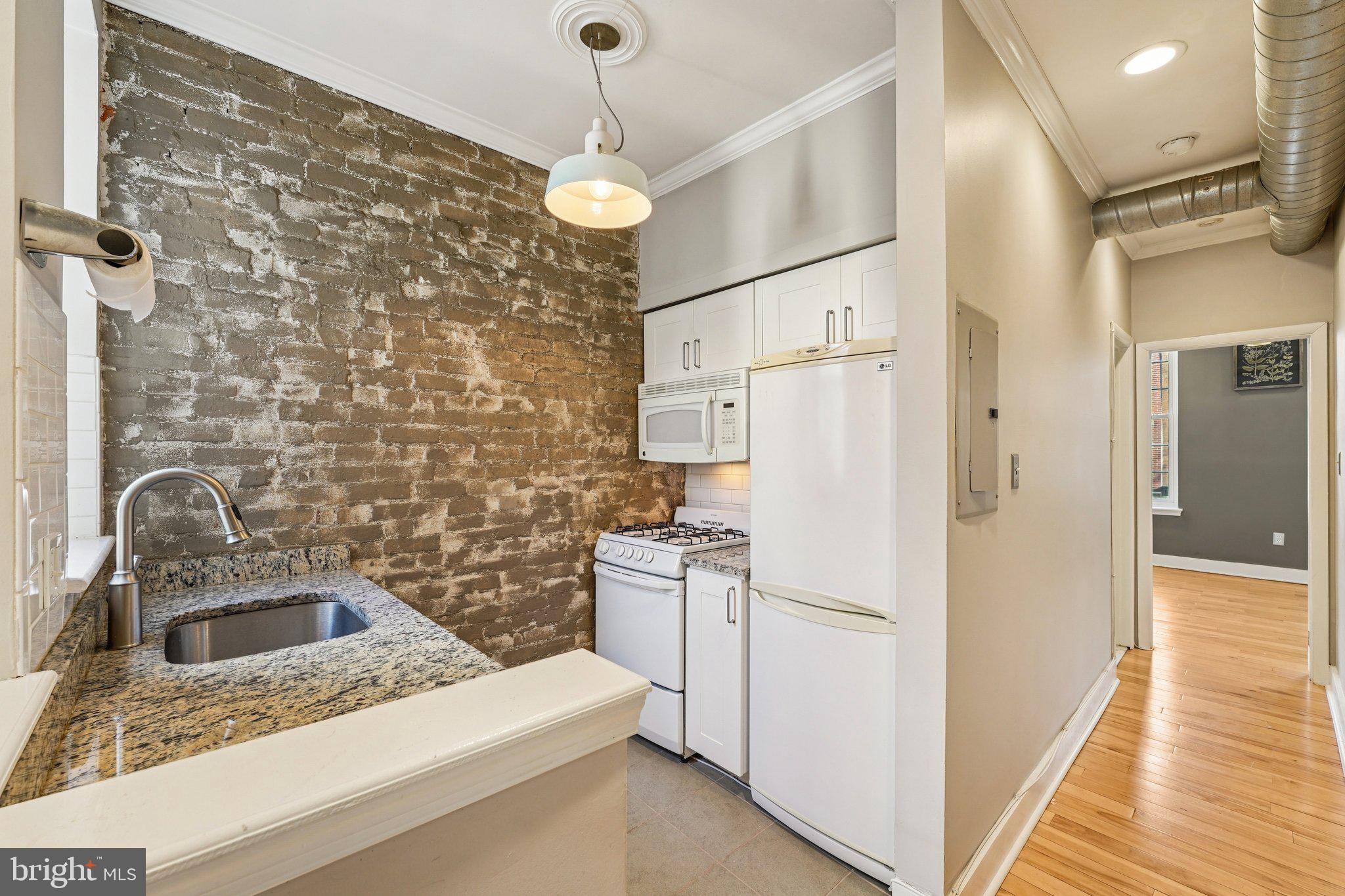 GRADUATE HOSPITAL - Residential