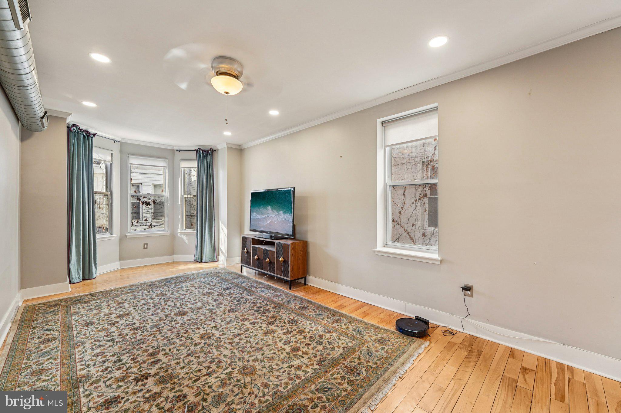 GRADUATE HOSPITAL - Residential