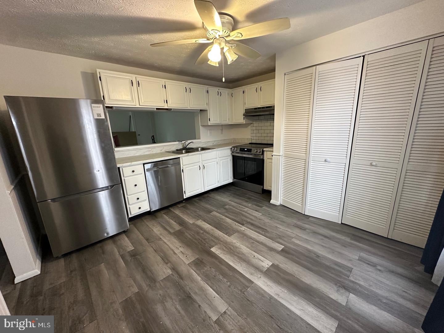 19611 TWINFLOWER CIRCLE