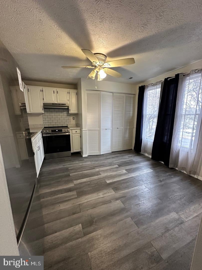 19611 TWINFLOWER CIRCLE