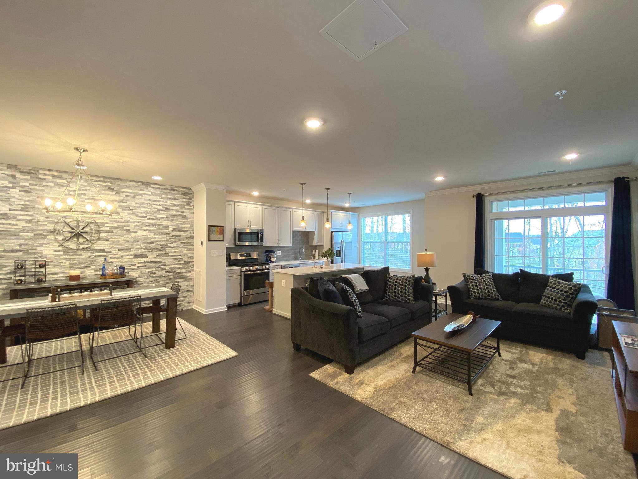 RIDGES AT LOUDOUN VALLEY - Residential