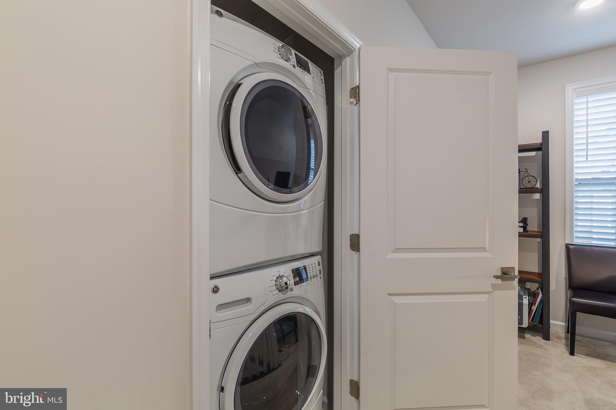 RIDGES AT LOUDOUN VALLEY - Residential