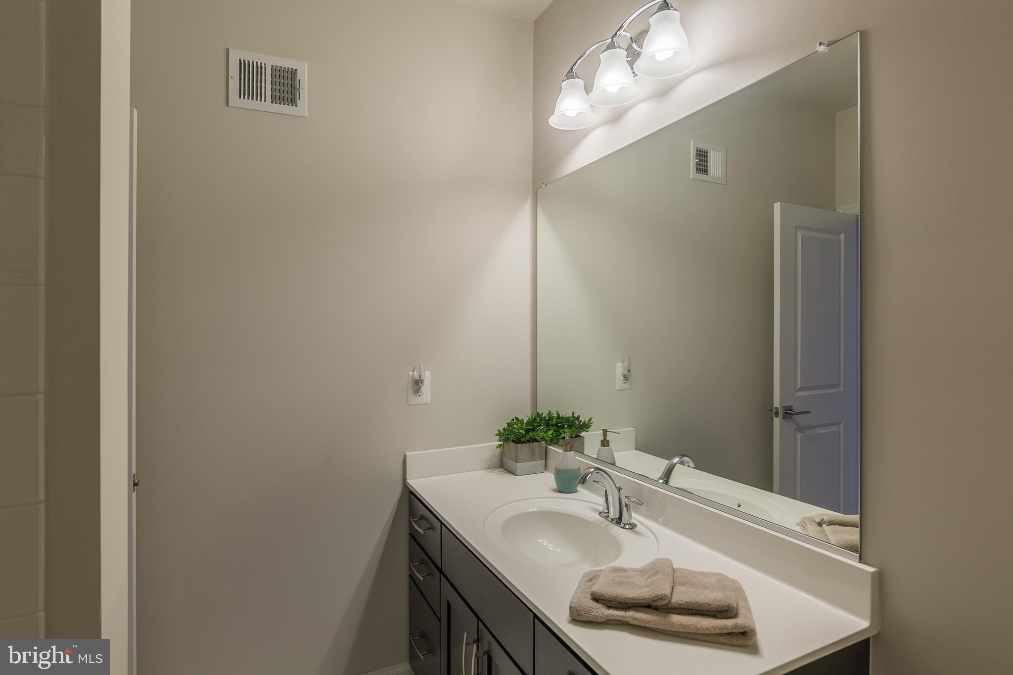 RIDGES AT LOUDOUN VALLEY - Residential