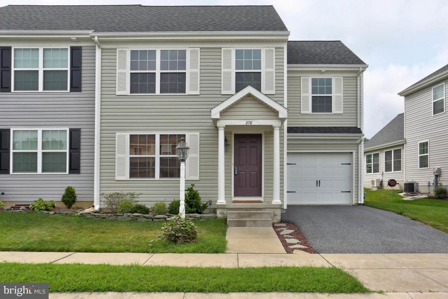 Well maintained 3 bedroom semi detached home in Lampeter Strasburg's Summer Breeze community with open floor plan. Hardwood flooring, granite kitchen with tile backsplash, breakfast island and pantry closet and master suite with walk in closet and tile shower. Finished lower level with superior walls, rear patio and backs up to open space and community walking trails. Convenient location.
