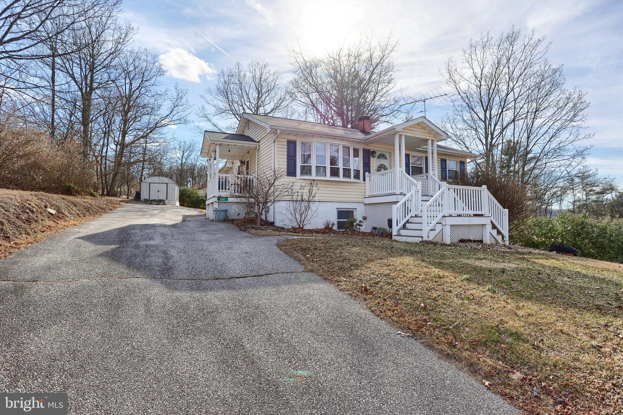 ALESIA HEIGHTS - Residential