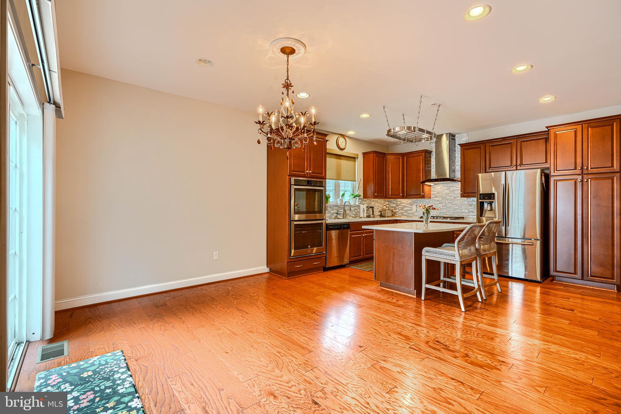 105 SANDERLING COURT