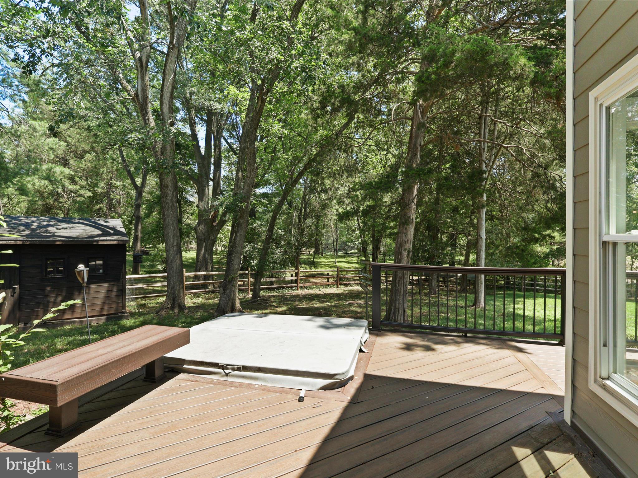 SPRING LAKE ESTATES WEST - Residential