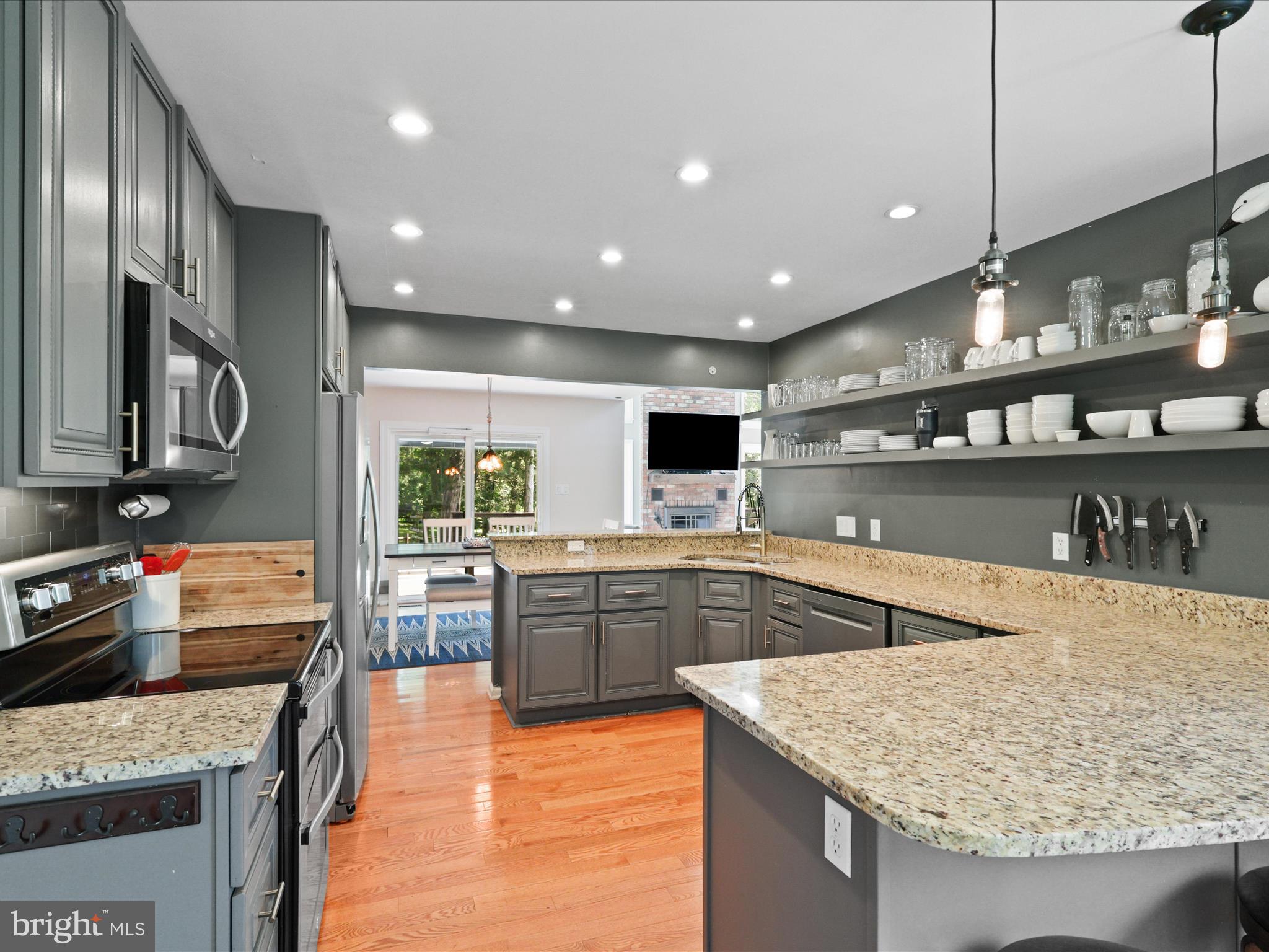 SPRING LAKE ESTATES WEST - Residential