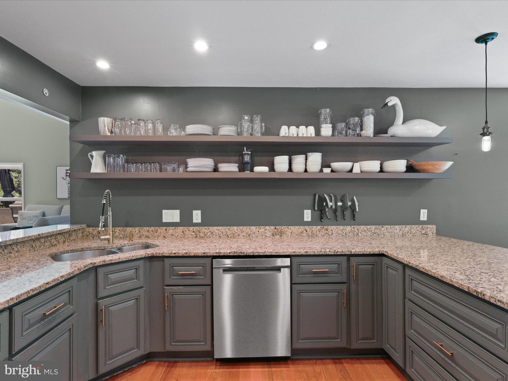 SPRING LAKE ESTATES WEST - Residential