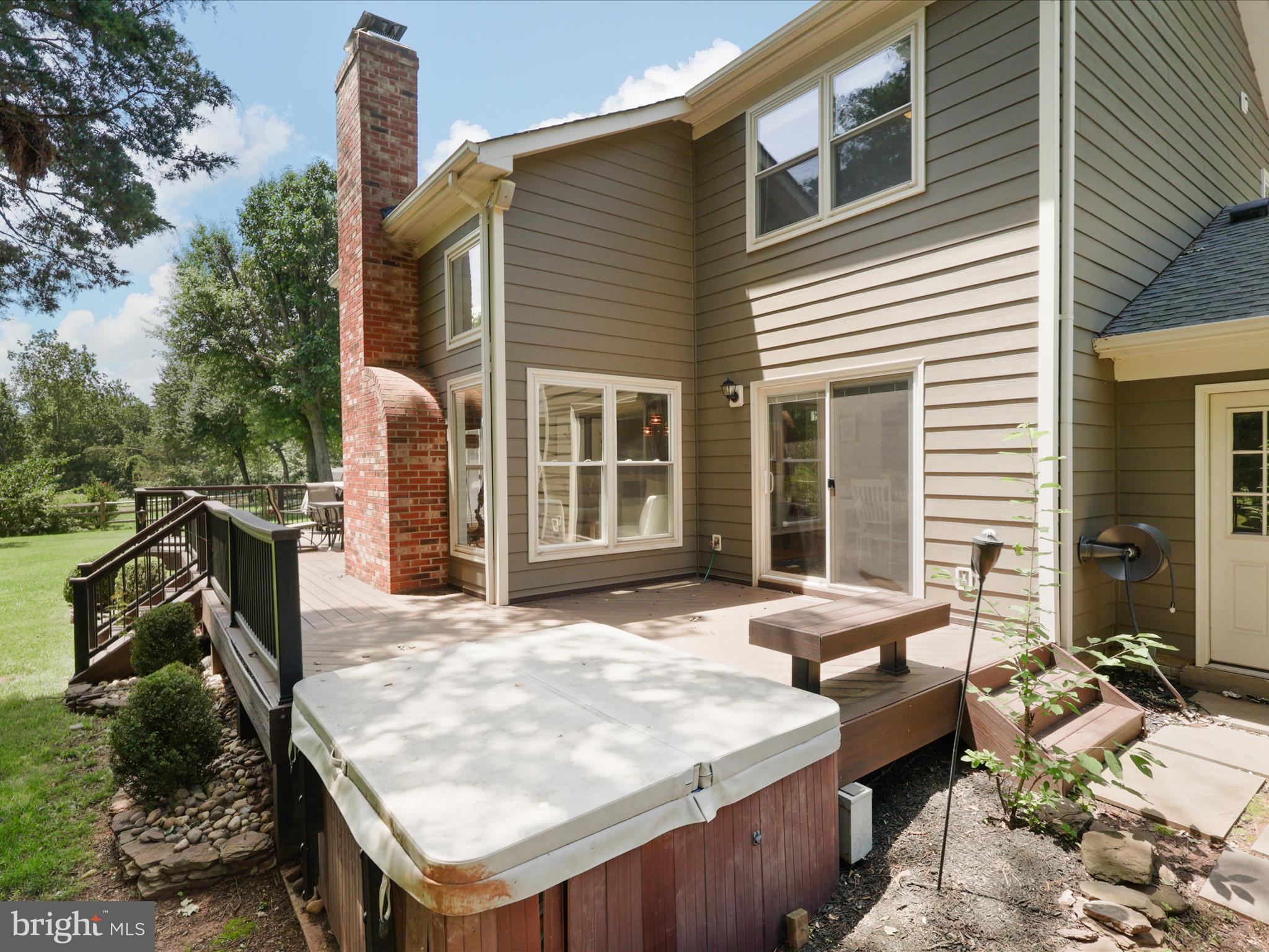 SPRING LAKE ESTATES WEST - Residential