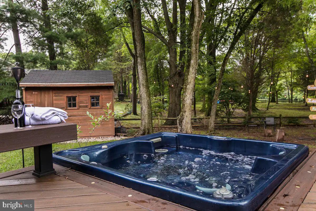 SPRING LAKE ESTATES WEST - Residential