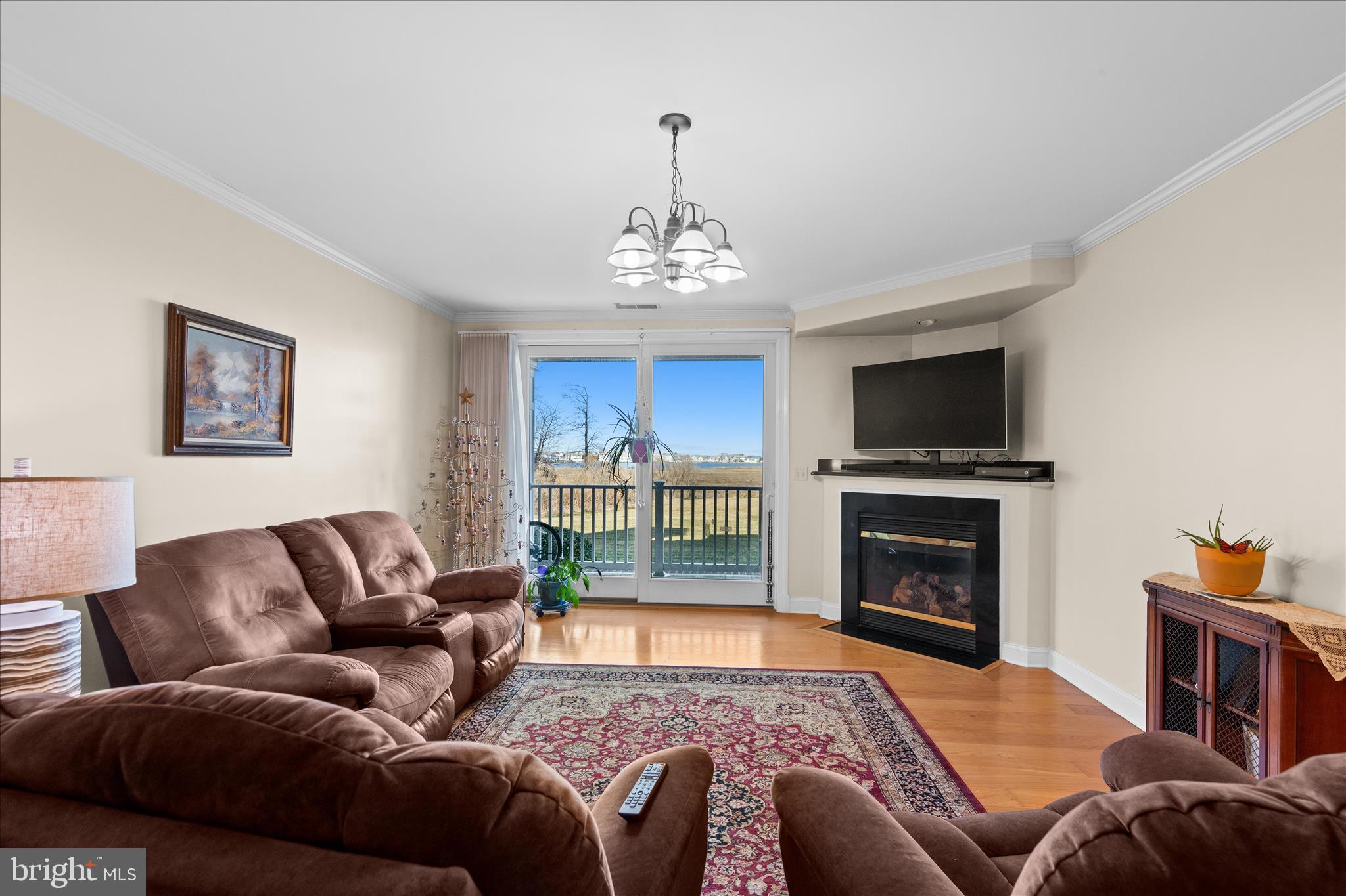 2102 POINTS REACH 2102