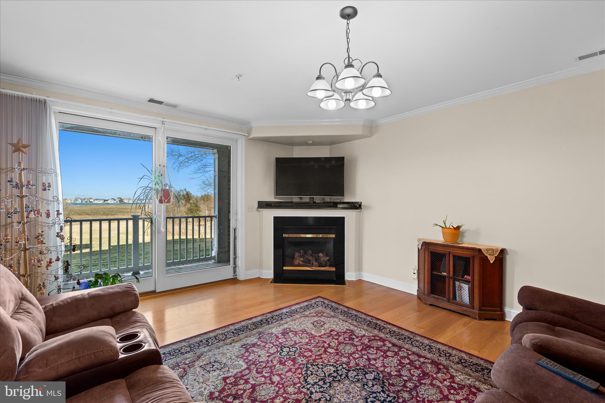 2102 POINTS REACH 2102