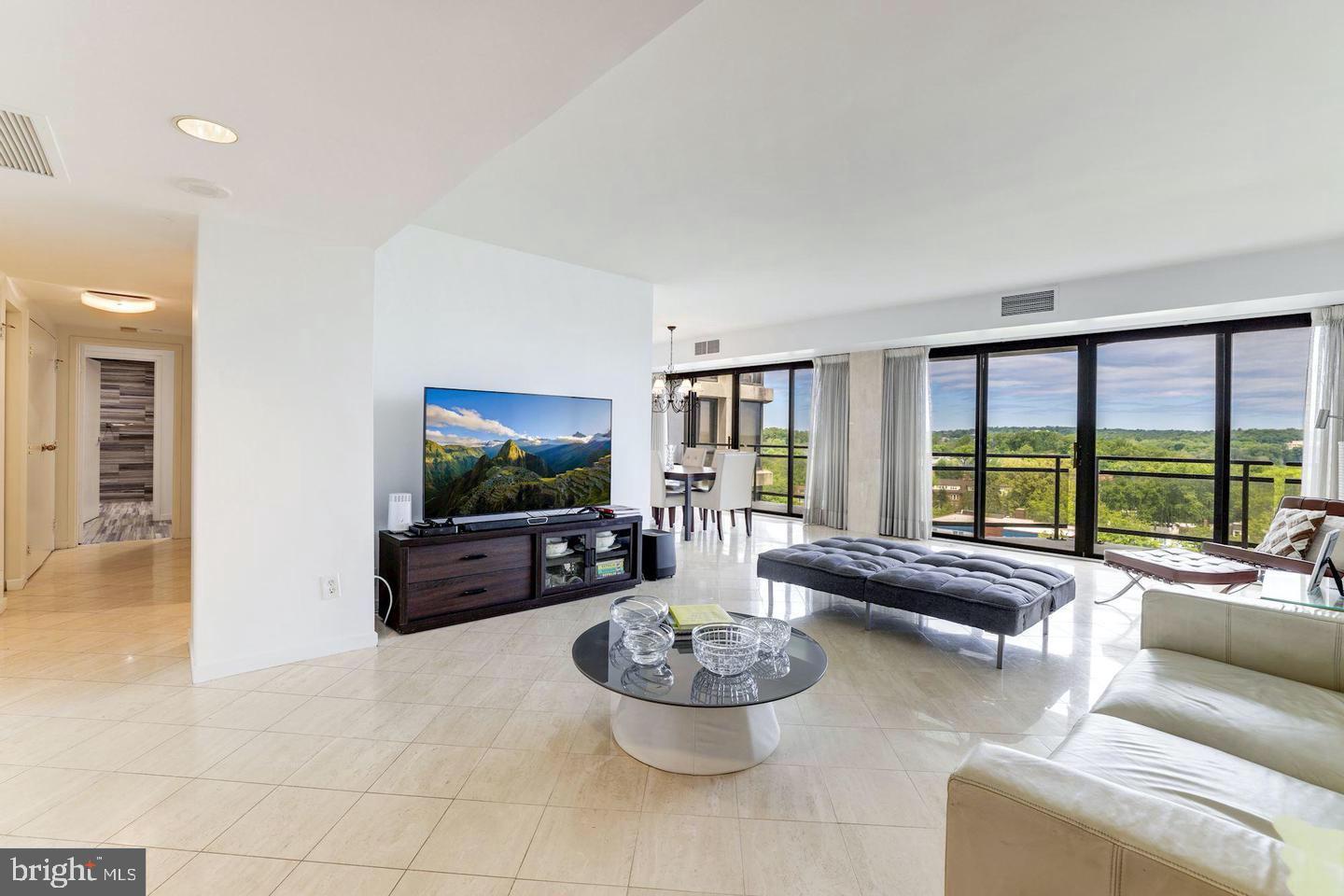 ATRIUM CONDO - Residential Lease