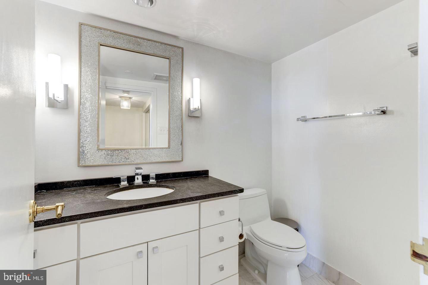 ATRIUM CONDO - Residential Lease
