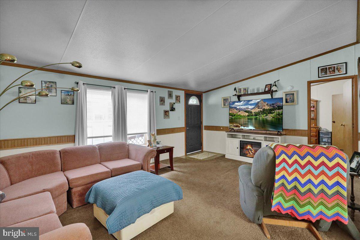 PLEASANT HILLS TR - Residential