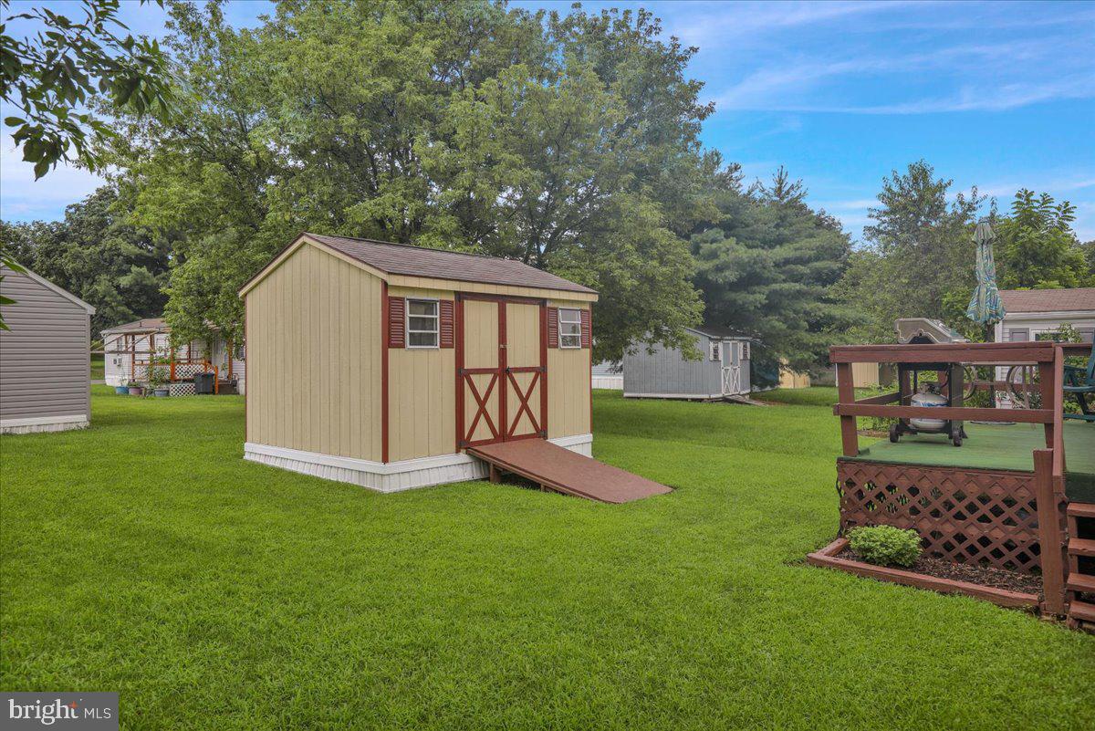 PLEASANT HILLS TR - Residential