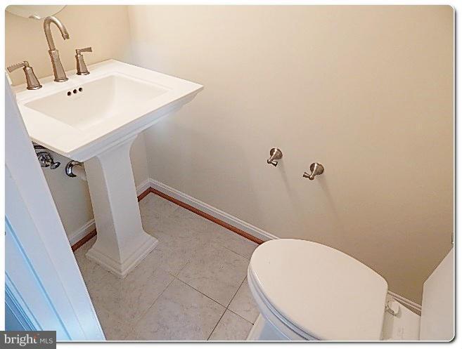 ST CHARLES SUB - HAMPSHIRE - Residential