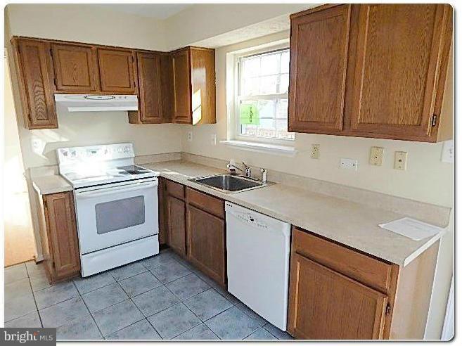 ST CHARLES SUB - HAMPSHIRE - Residential