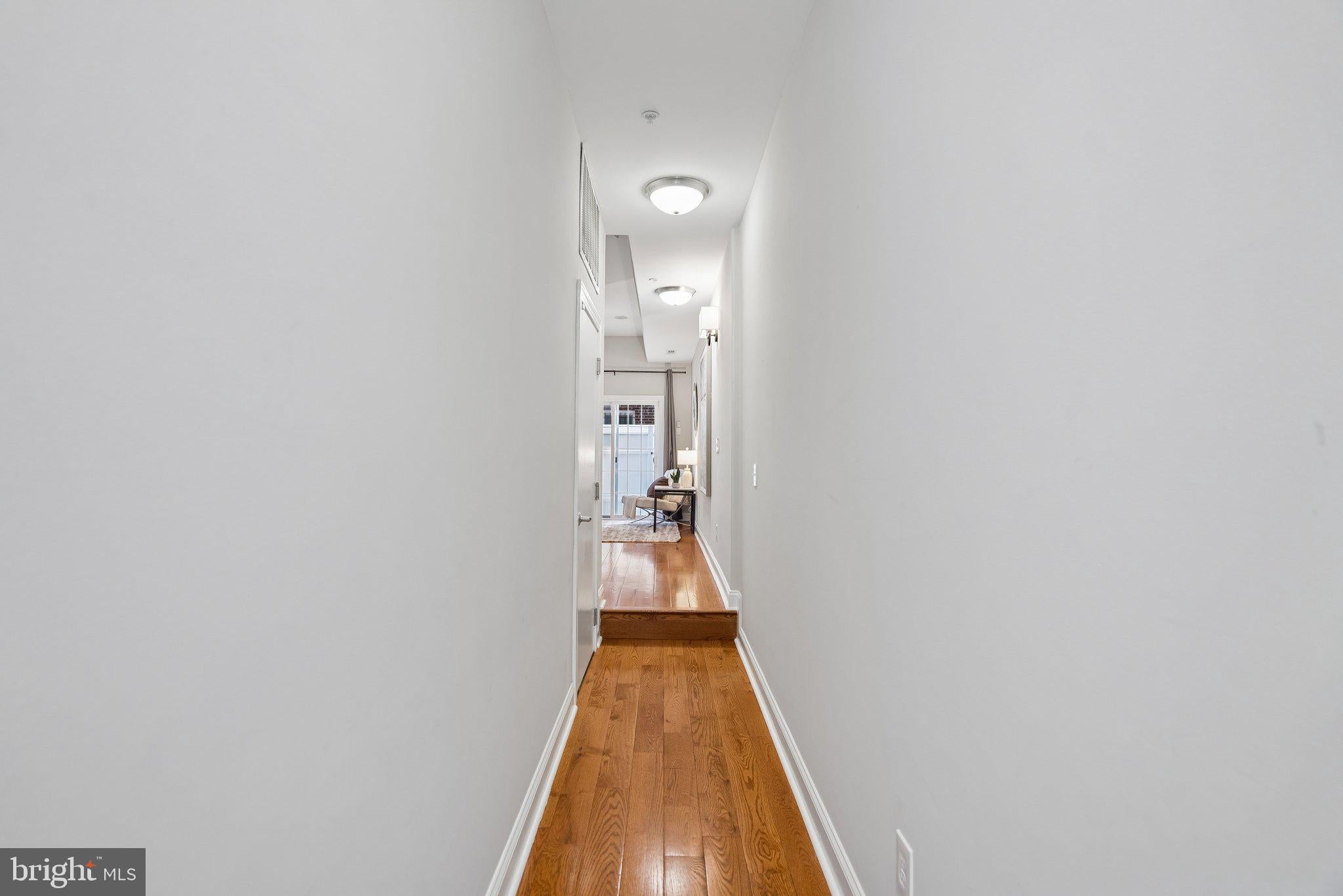 1913 LEAGUE STREET
