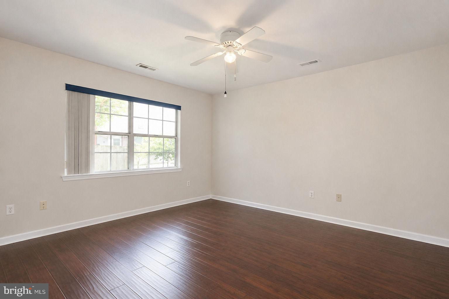 CHERRY VIEW PARK - Residential