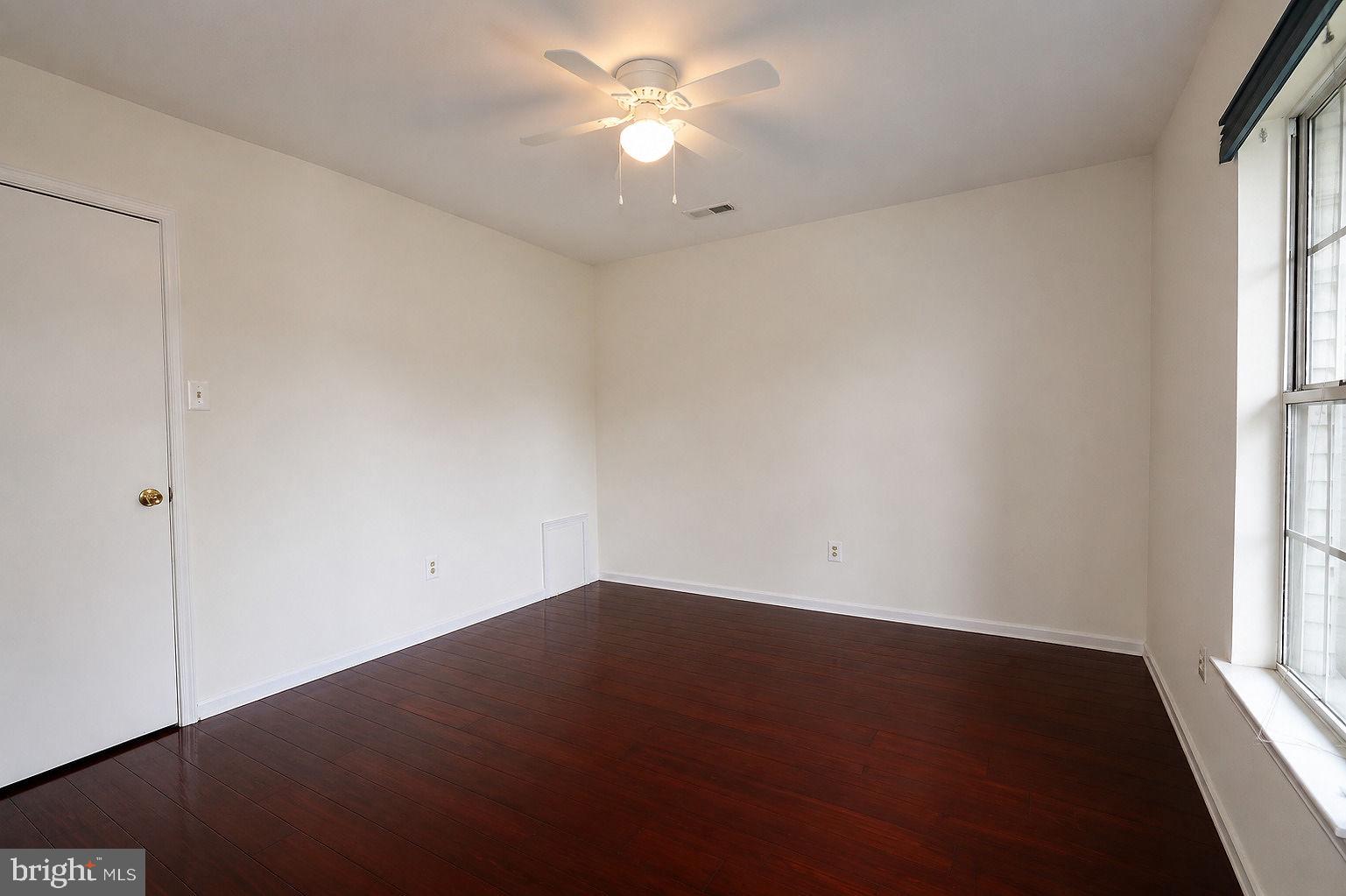 CHERRY VIEW PARK - Residential