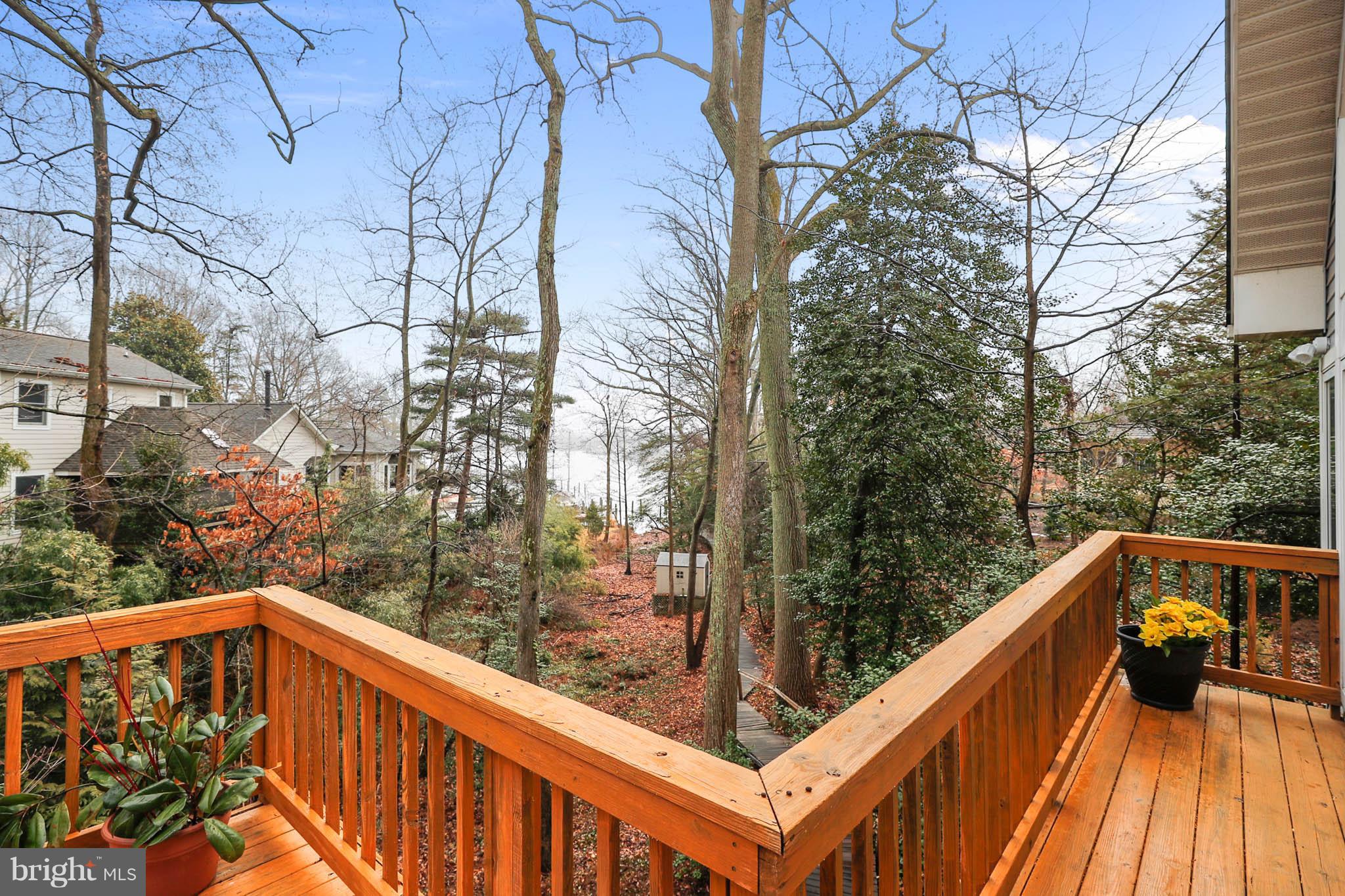 ANNAPOLIS ROADS - Residential